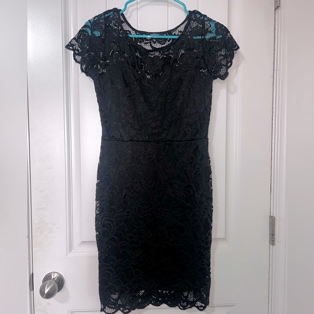Black Lace Bodycon mini dress